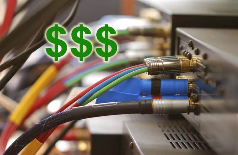 本当に高価なケーブルを購入する必要がありますか?